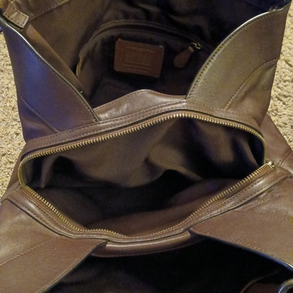 👜 Coach Legacy Lexy Leather Hobo Bag – Brown Woven Fabric & Leather - Picture 8 of 10